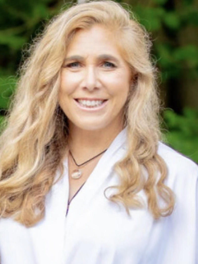 Headshot of Maria Long